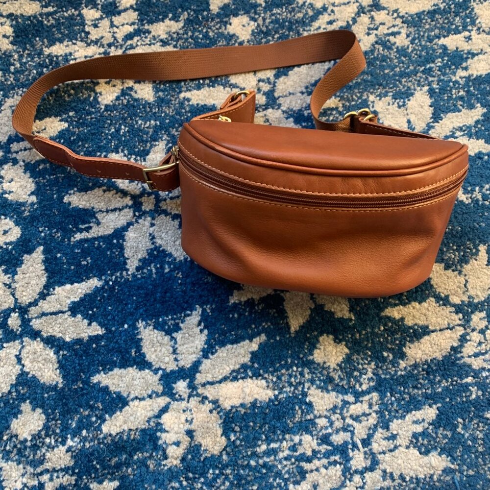 COACH Vintage Canteen Waist Bag/Belt Bag 0515 British Tan Leather Fanny Pack